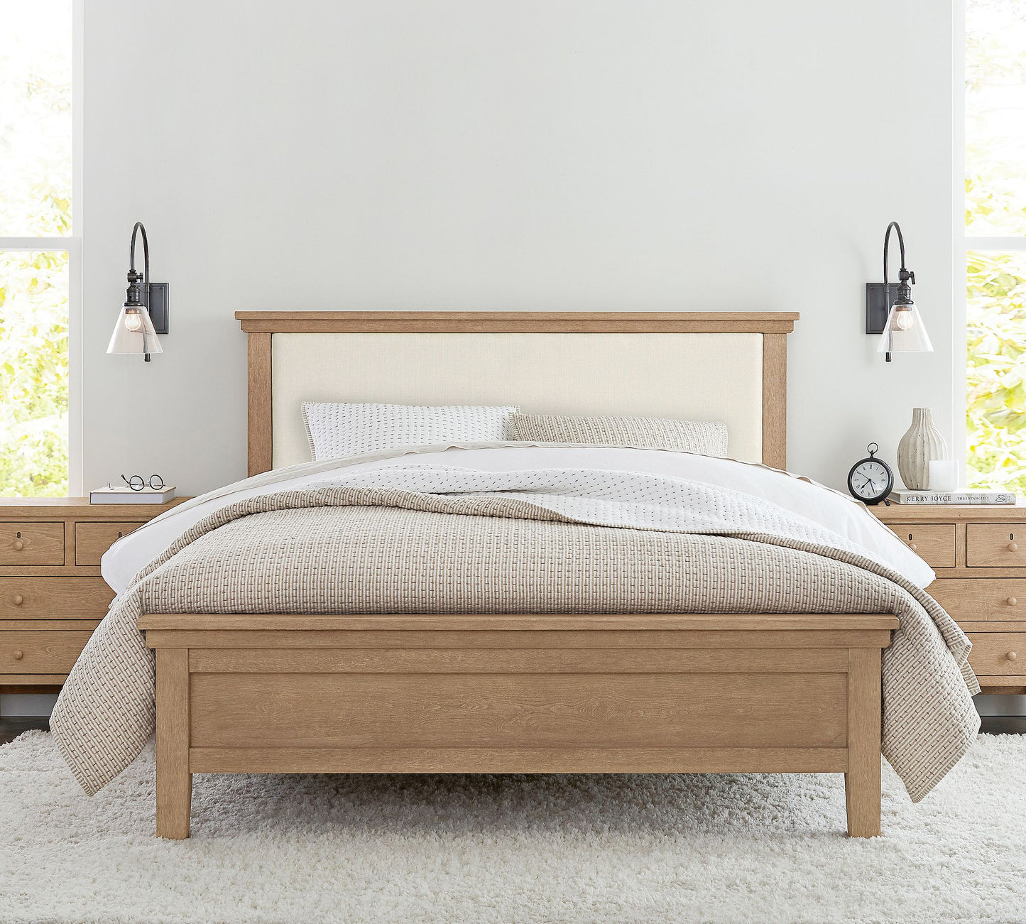 Cama BRENDA (Tapizada)